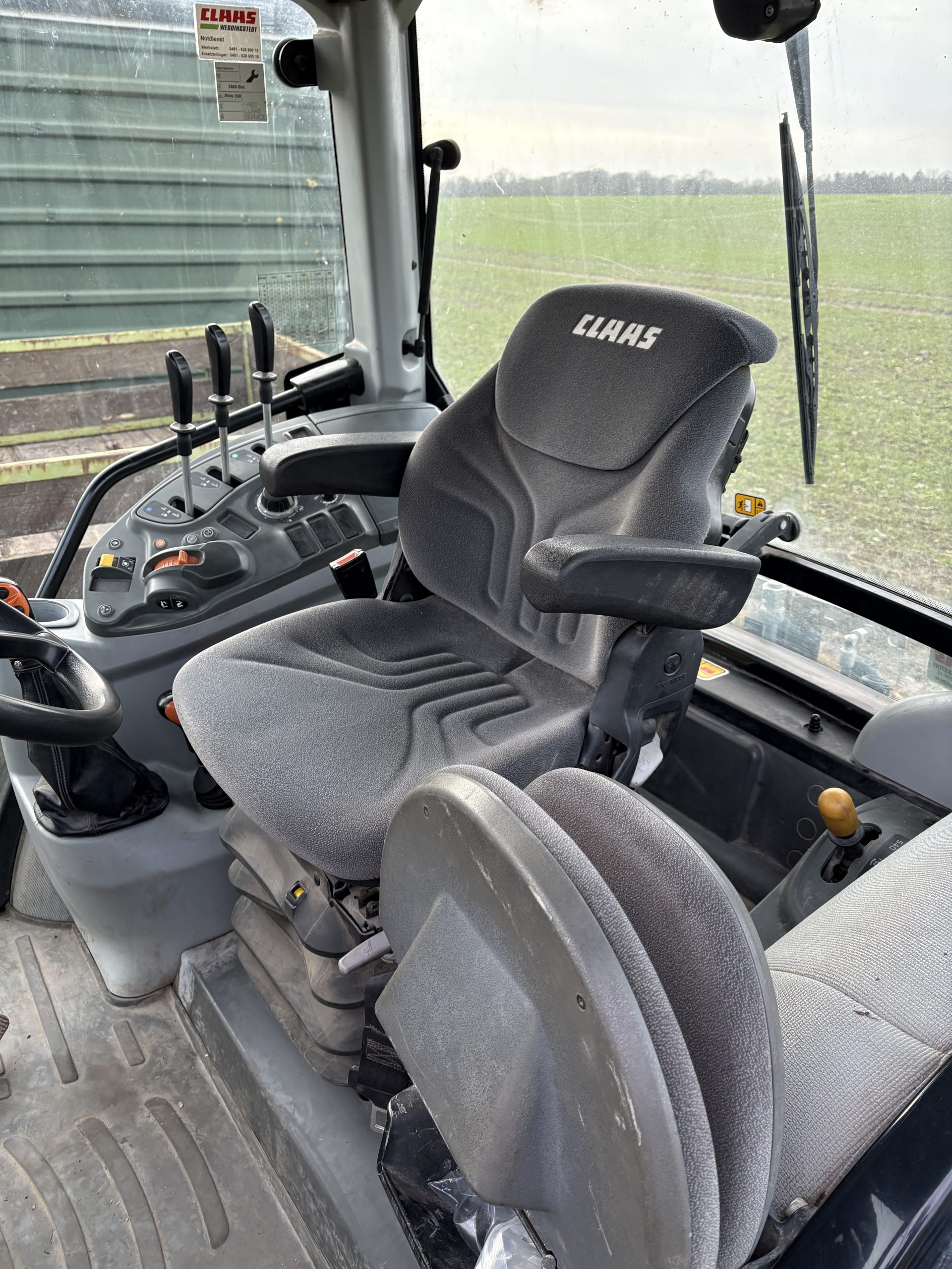 Claas Atos 330 Traktor – Bild 9